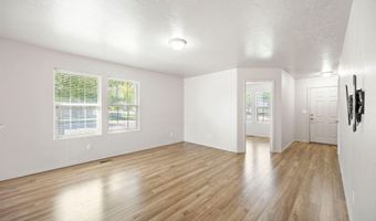 5692 S Moon Land Ave, Boise, ID 83709