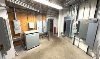 10 S Main St, Altura, MN 55910