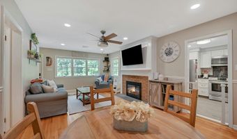 3 Hemion Way, Airmont, NY 10901