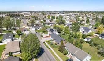 3845 E Ridgeview Cir, Ammon, ID 83406