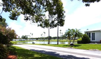 40 Fairway Dr, Auburndale, FL 33823
