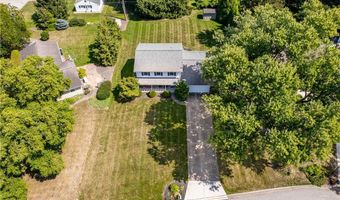 6333 Juniper Dr, Amherst, OH 44001