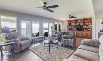 435 Christi Ln, Biloxi, MS 39531