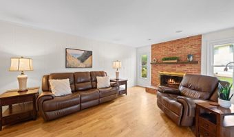 70 N FAIRFIELD Dr, Dover, DE 19901