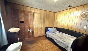 221 GEOFF Ln, Anniston, AL 36201