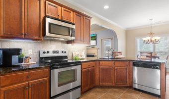 452 HEATHERSAGE Rd, Alabaster, AL 35114