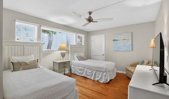 317 N BAY Blvd, Anna Maria, FL 34216