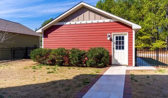 239 Legacy Lakes Way, Aberdeen, NC 28315