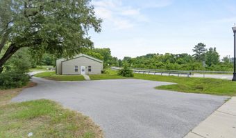 1206 Chestnut Ferry Rd, Camden, SC 29020