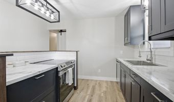 728 2nd St W, Altoona, WI 54720