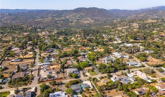 1611 Hillcrest, Fallbrook, CA 92028