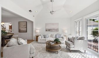 515 Alahmar St N, Alhambra, CA 91801