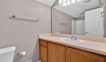 500 Glen Hollow Cir, Aurora, OH 44202