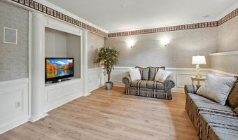 6211 YORKSHIRE Ter, Bethesda, MD 20814