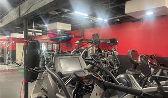 9 Maplewood Ave, Bloomfield, CT 06002