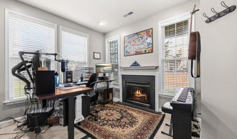 25103 SILURIAN Ter, Aldie, VA 20105