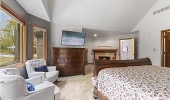 1126 Timber Climb Dr, Avon, IN 46123