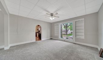 823 N 11th St, Beatrice, NE 68310