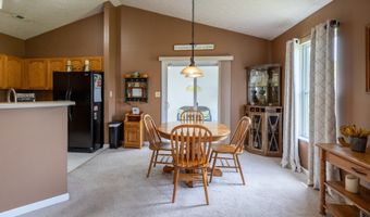 8199 Overbrooke Ln, Avon, IN 46123