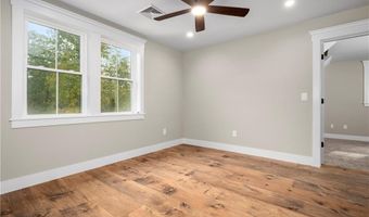 369 Huntinghouse Rd, Glocester, RI 02857