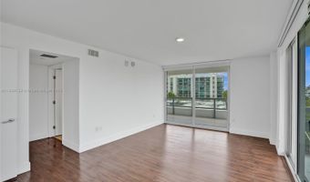 9261 E Bay Harbor Dr 506, Bay Harbor Islands, FL 33154