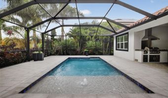 830 MANNS HARBOR Dr, Apollo Beach, FL 33572