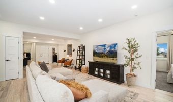 7536 JESSICA Dr, Cheyenne, WY 82009