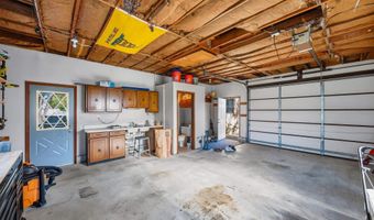 2037 W Park, Algonac, MI 48001