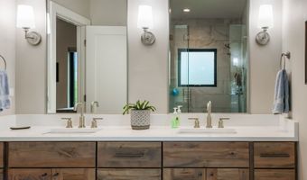 967 Auger Ln, Bozeman, MT 59718