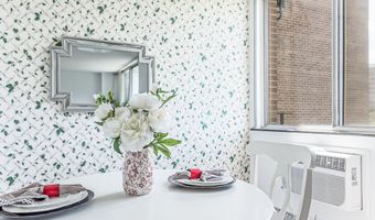 1050 Wall St 8D, Ann Arbor, MI 48105