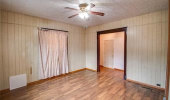 1053 Washington Ave, Alton, IL 62002