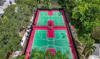 215 OCEANIA Ct, Apollo Beach, FL 33572