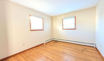 24 Hoyt St 2, Danbury, CT 06810