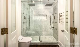 72 Windsor Rd, Asheville, NC 28804