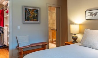 35 Cherry St 302, Burlington, VT 05401
