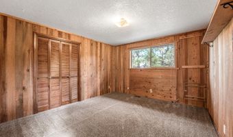 62255 Wallace Rd, Bend, OR 97701