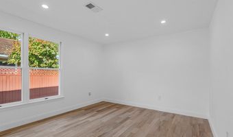 3365 ARUNDEL ON THE BAY Rd, Annapolis, MD 21403