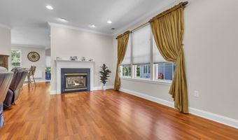 40 Bunker Hill Dr, Allentown, NJ 08501