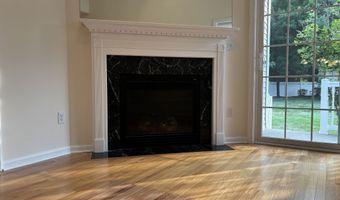 511 Elm St 9-1, North Haven, CT 06473