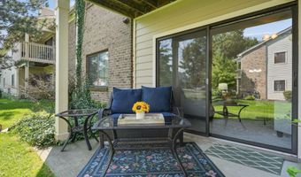 6767 Meadow Creek Dr 104, Columbus, OH 43235