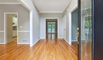 5145 Harbour Ridge Dr, Alpharetta, GA 30005