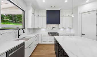 156 Rocky Ridge Way, Auburn, GA 30011