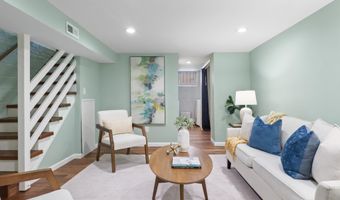1745 N CLIFF St N, Alexandria, VA 22301