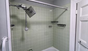 133 S Lake Ave 7, Albany, NY 12208