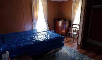31 CHERRY St, Albion, PA 16401