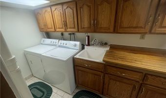 956 Beaver Rd, Ambridge, PA 15003