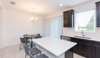 6256 CAMINO Dr, Apollo Beach, FL 33572