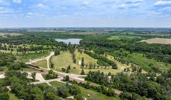 3700 11th Pl NE, Austin, MN 55912