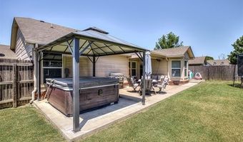2006 W Greenleaf Ct, Bartlesville, OK 74006