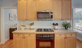 5355 Spalding Bridge Ct, Peachtree Corners, GA 30092